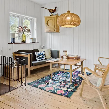 Holiday home 3 Bedroom Awesome In Frederiksvaerk